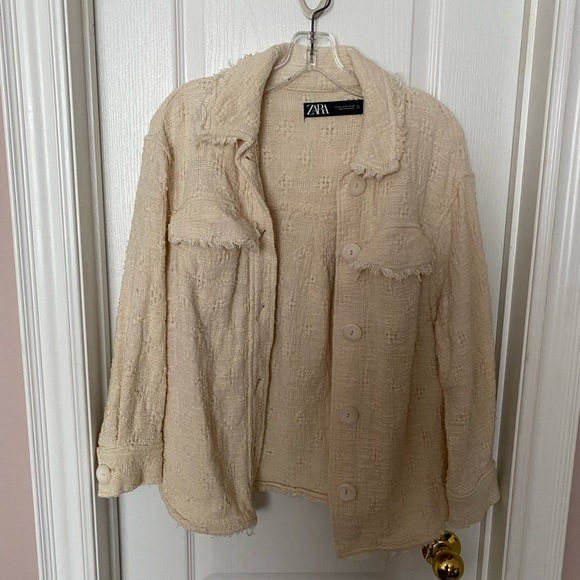 Zara STRUCTURED FRAYED OVERSHIRT - Picture 3 of 6